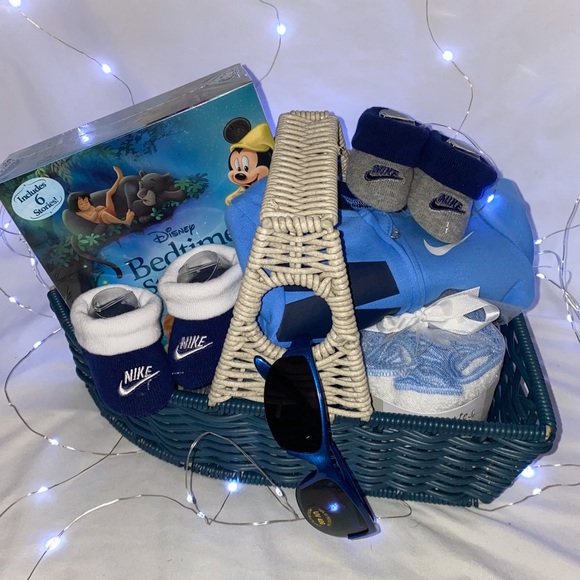 IG: BasketsByShy *PRE-PACKAGED BABY BASKET* - Picture 1 of 2